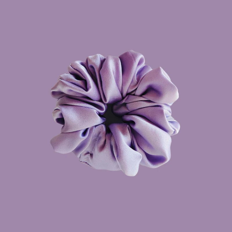 gumka jedwabna scrunchie frotka słodka lawenda.png