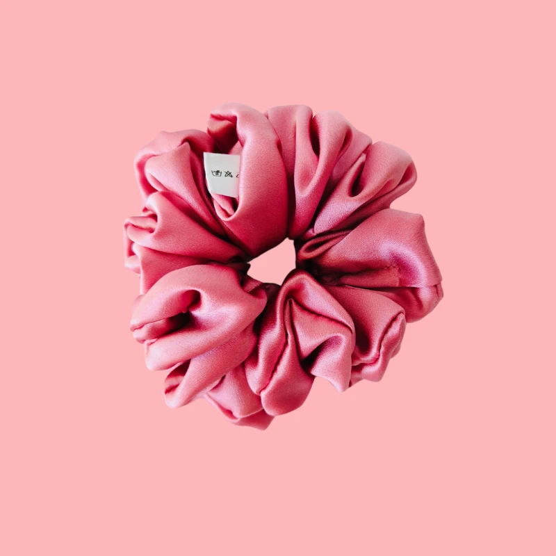 gumka jedwabna scrunchie frotka truskawkowy róż.png