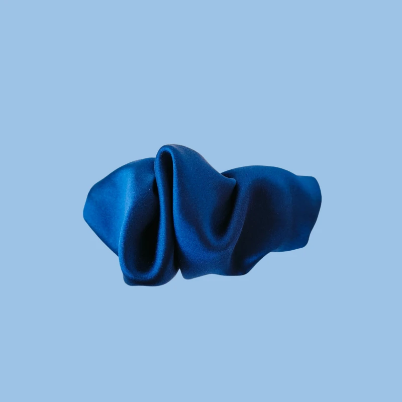 klamra jedwabna scrunchie tajemicza noc.png