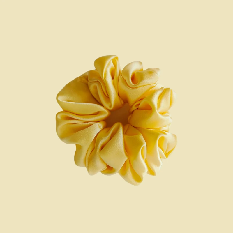 gumka jedwabna scrunchie frotka promień słońca.png