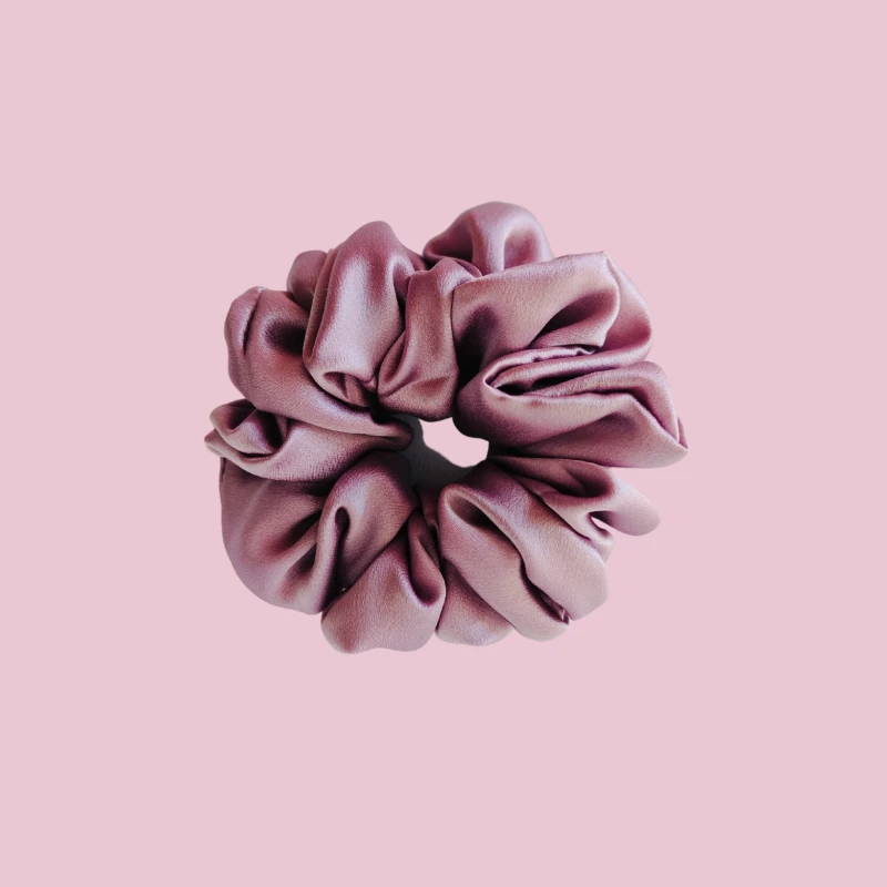gumka jedwabna scrunchie frotka lawendowy róż — kopia.png